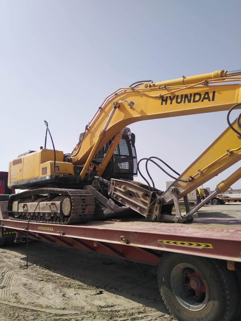 Ads HYUNDAI Chain Excavator With Jack Hammer
