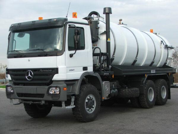 Ads Mercedes Sewage tanker 5000 Gallon