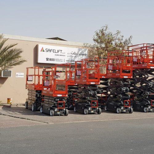 Ads 18 MTR DIESEL SCISSOR LIFT AVAILABLE FOR RENT