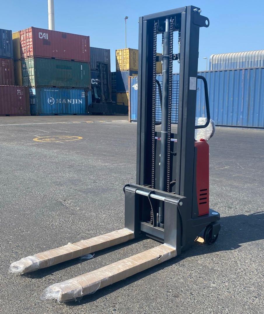 Ads Brand New 2023 Zoom semi electric stacker