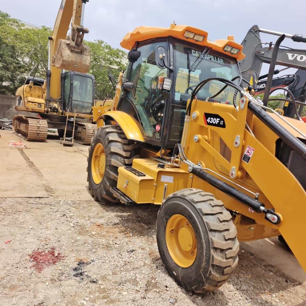CAT 430 F 100% New