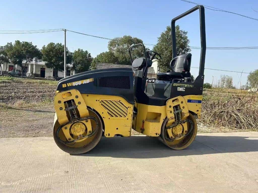 Bomag BW 100 AD