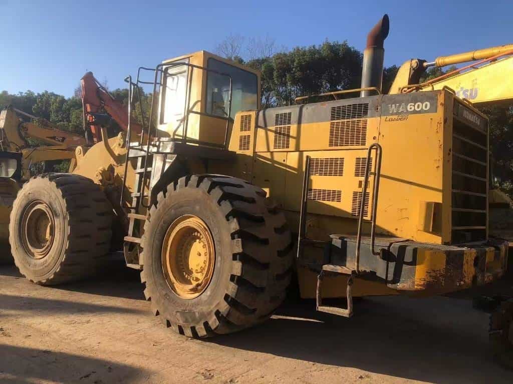 Komatsu WA 600-3
