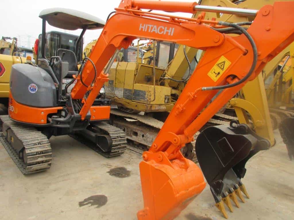 Hitachi ZX 30 U