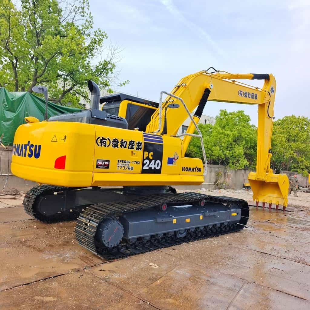 Komatsu PC 240 LC-8