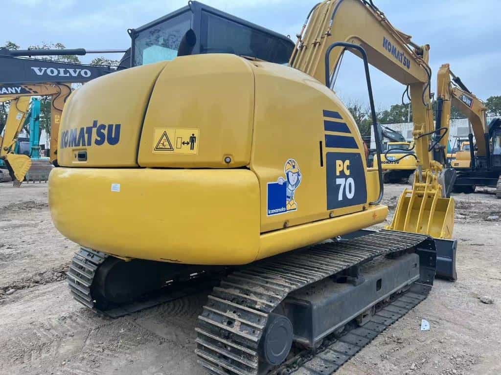 Komatsu PC 70-8