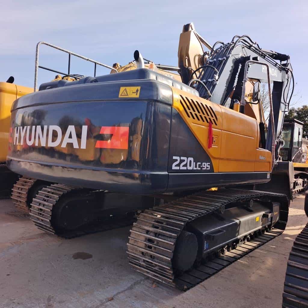 Hyundai 220LC-9S Excavator for sale