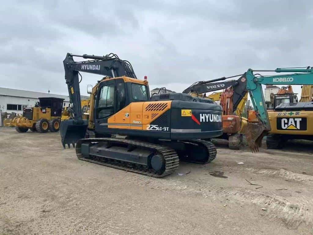 Hyundai 225LC-9T